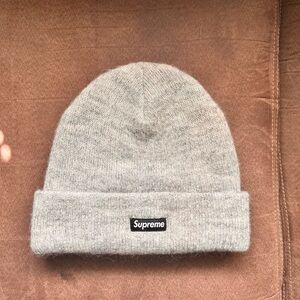 FW20 Supreme Mohair Beanie Grey